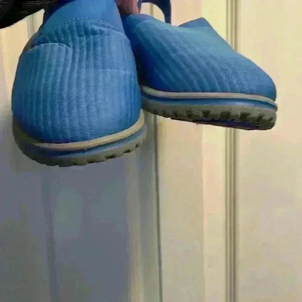 LL Bean size 5-6 kids. Fits women’s 7.5-8. - Picture 8 of 10